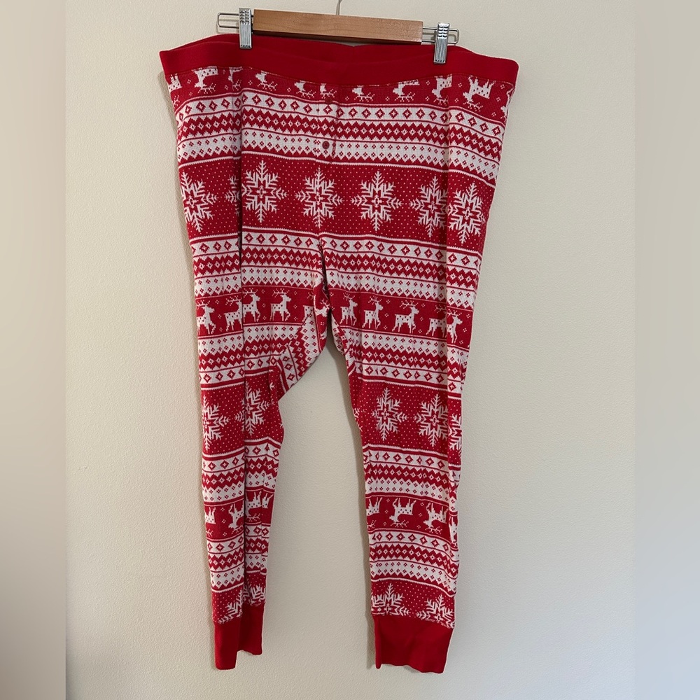 ♻️ Old Navy Reindeer & Snowflake Pajama Pants